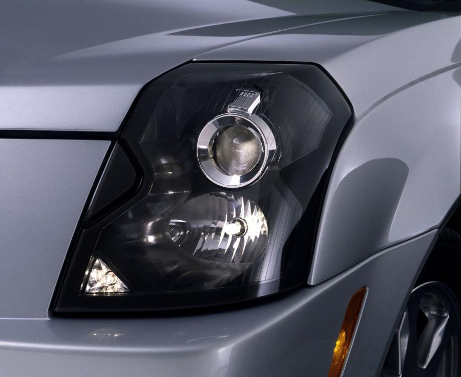  Cadillac CTS 2003 года  (фото 36 из 68)